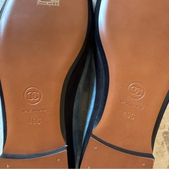 ๐ฏ Authentic CHANEL -- Brand New In Box -- Blue & Black Suede Loafers - Picture 11 of 11